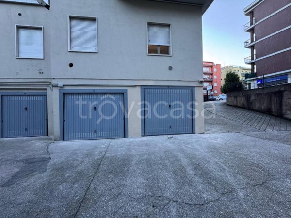 locale commerciale in vendita a Brescia