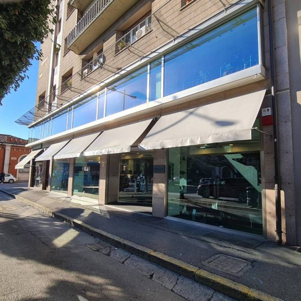 negozio in vendita a Brescia