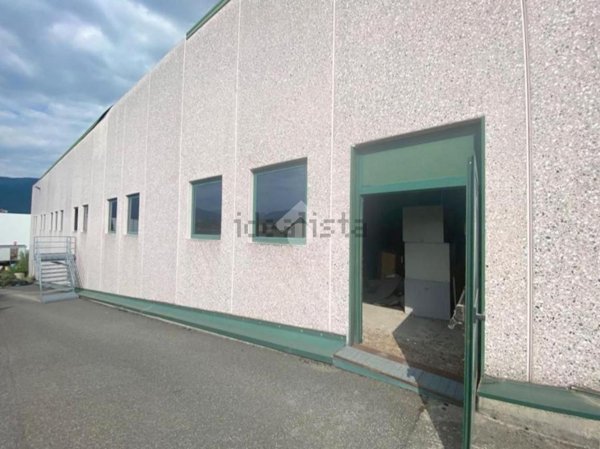 capannone in vendita a Brescia in zona San Bartolomeo