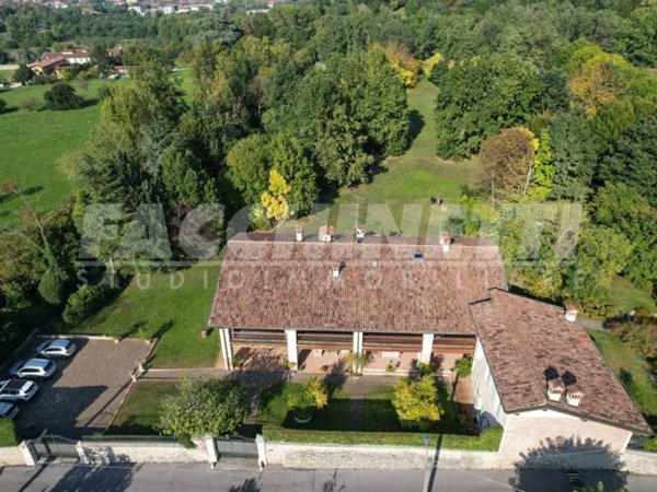 villa in vendita a Brescia in zona Mompiano