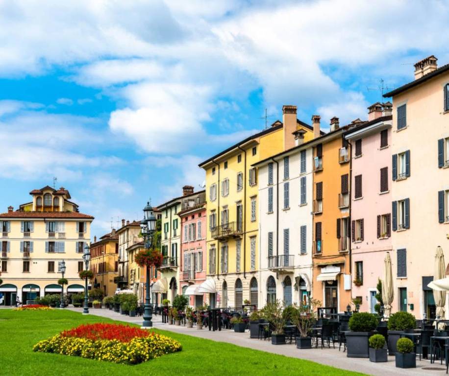 negozio in vendita a Brescia in zona Centro Storico