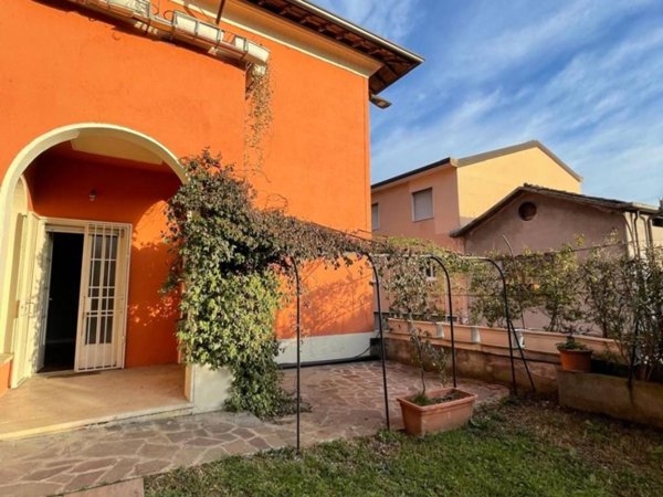 casa indipendente in vendita a Brescia in zona Sant'Eufemia