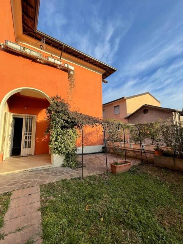 casa indipendente in vendita a Brescia in zona Sant'Eufemia