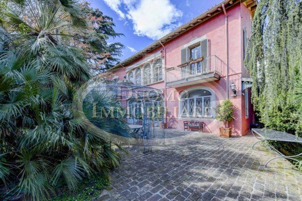 casa indipendente in vendita a Brescia in zona Crocifissa di Rosa
