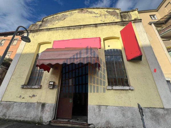 negozio in vendita a Brescia in zona Centro Storico