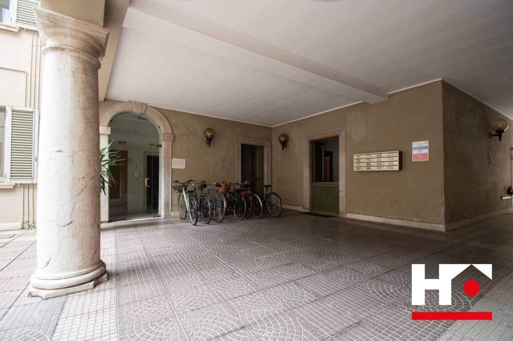 ufficio in vendita a Brescia in zona Centro Storico