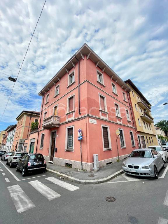 casa indipendente in vendita a Brescia in zona Porta Venezia