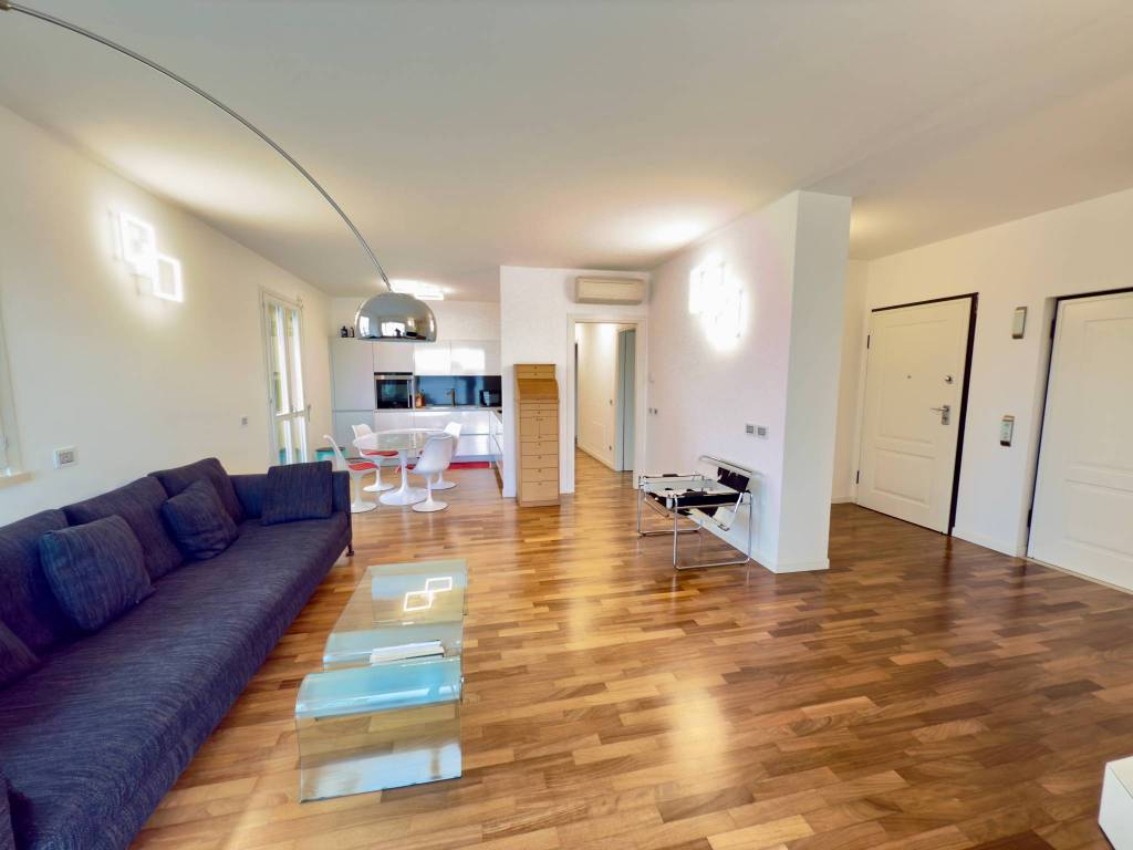 casa indipendente in vendita a Brescia in zona Chiusure