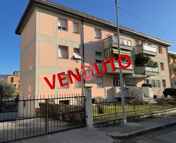 appartamento in vendita a Brescia in zona Casazza