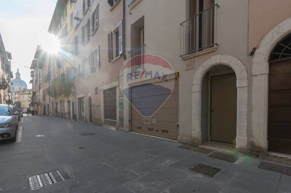 appartamento in vendita a Brescia in zona Centro Storico
