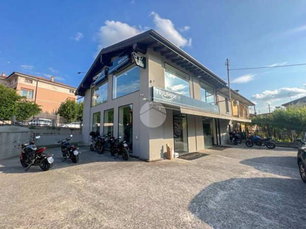 trivano in vendita a Brescia in zona San Polo