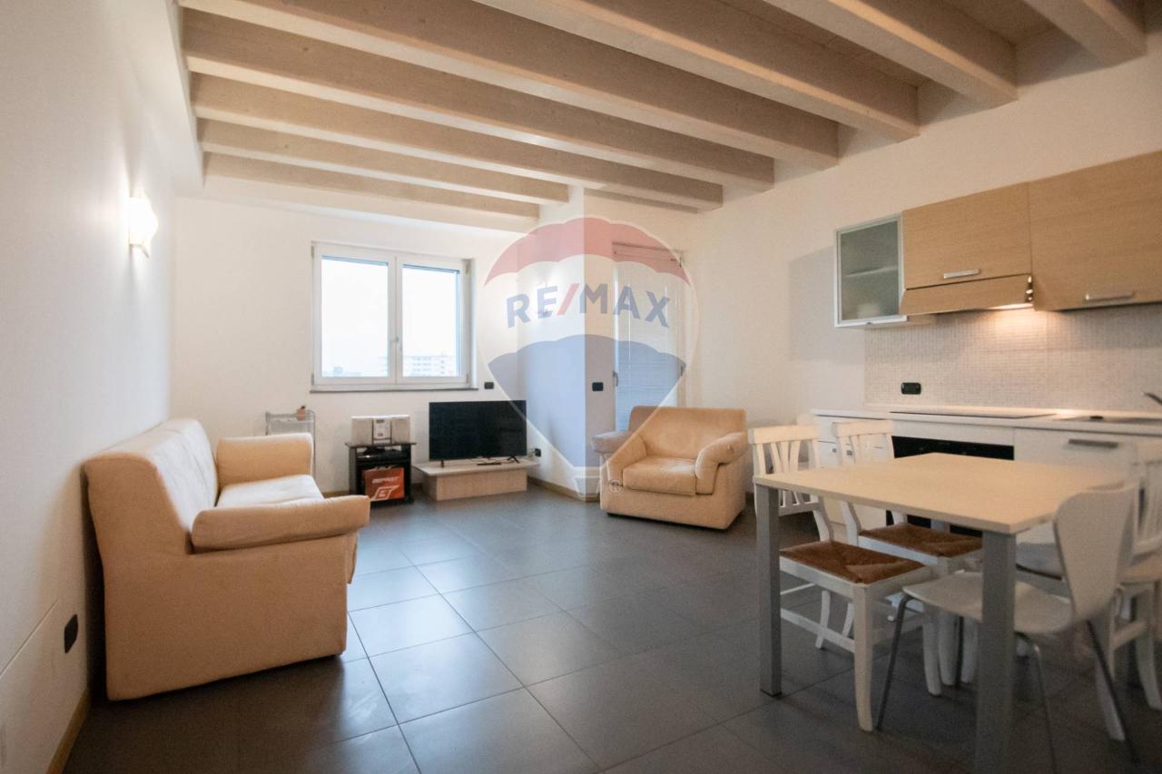 appartamento in vendita a Brescia in zona Villaggio Prealpino