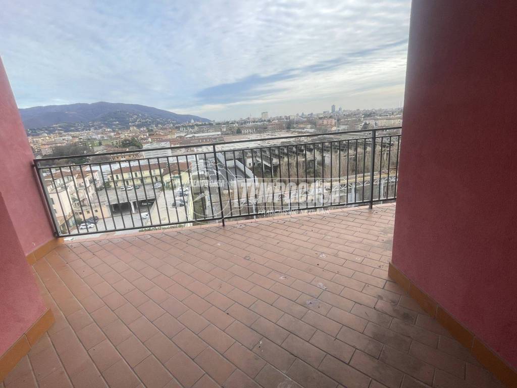 appartamento in vendita a Brescia in zona Quartiere Primo Maggio
