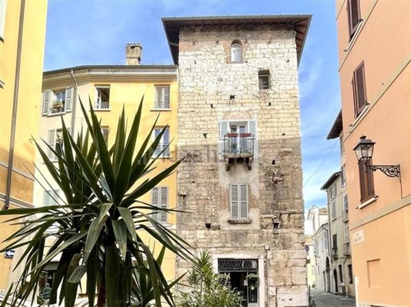 appartamento in vendita a Brescia in zona Centro Storico