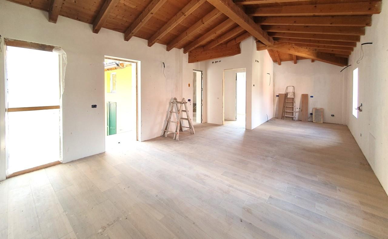 appartamento in vendita a Brescia in zona Casazza