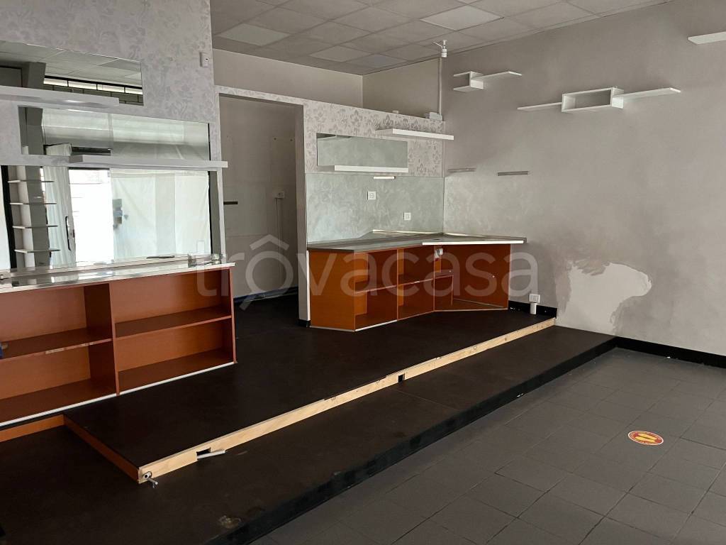 negozio in vendita a Brescia in zona Centro Storico