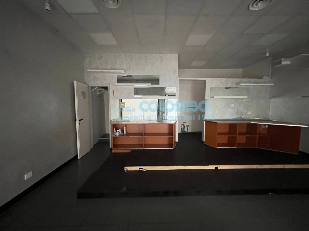 negozio in vendita a Brescia in zona Centro Storico