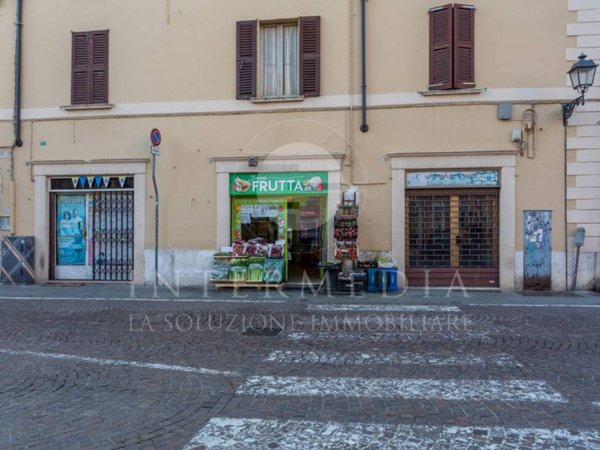 locale commerciale in vendita a Brescia in zona Carmine