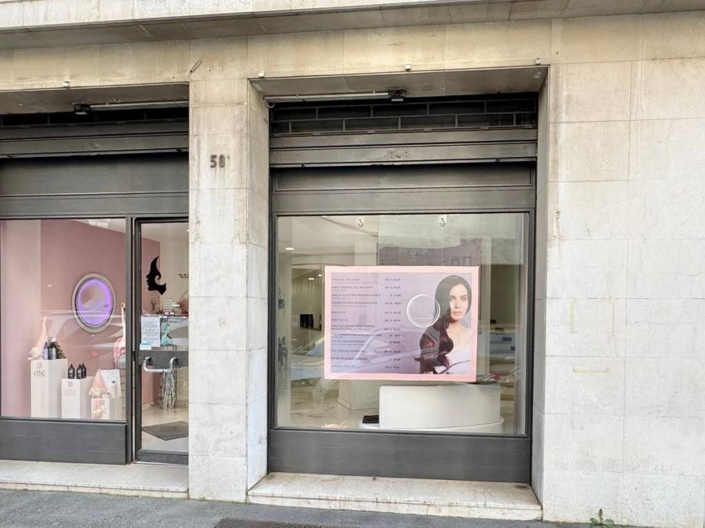 negozio in vendita a Brescia in zona Centro Storico