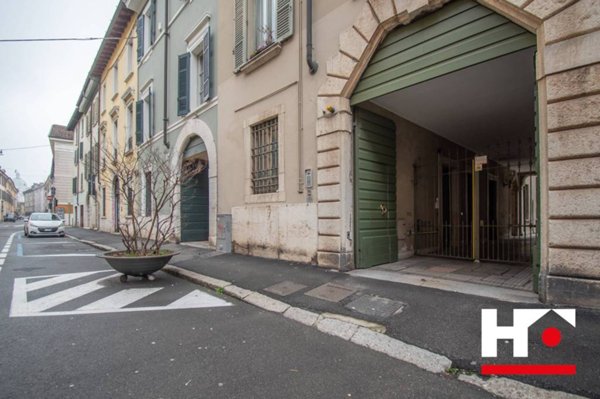 appartamento in vendita a Brescia in zona Centro Storico