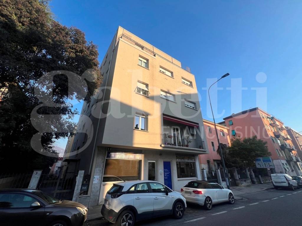 appartamento in vendita a Brescia in zona Porta Venezia