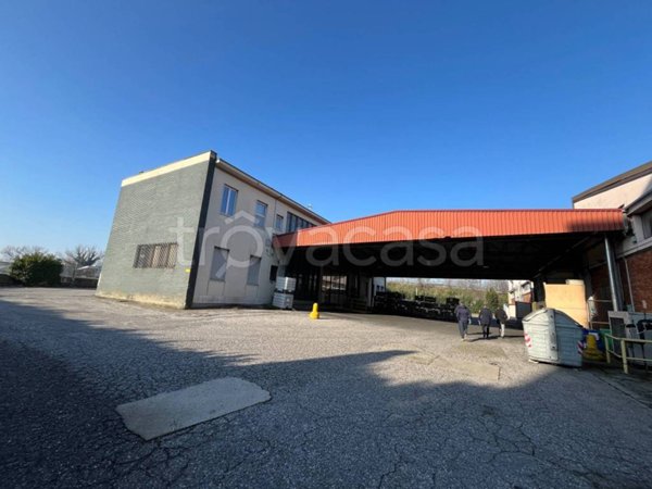 capannone in vendita a Brescia in zona San Polo