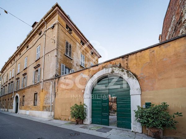 appartamento in vendita a Brescia in zona Centro Storico
