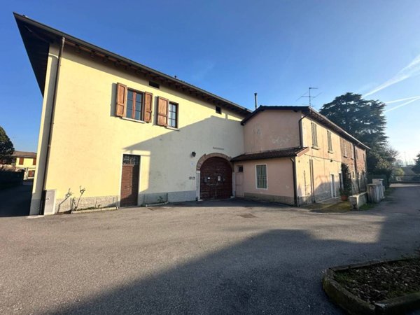 casa indipendente in vendita a Brescia in zona Volta