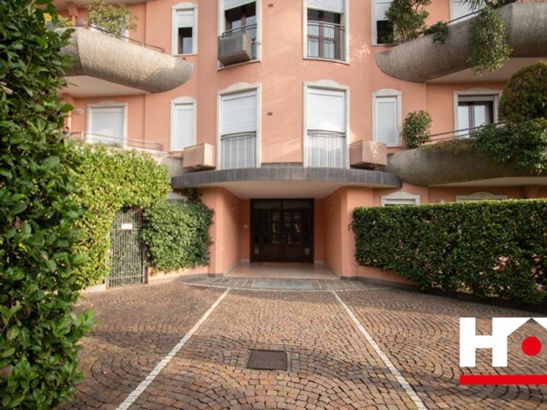 appartamento in vendita a Brescia in zona Lamarmora