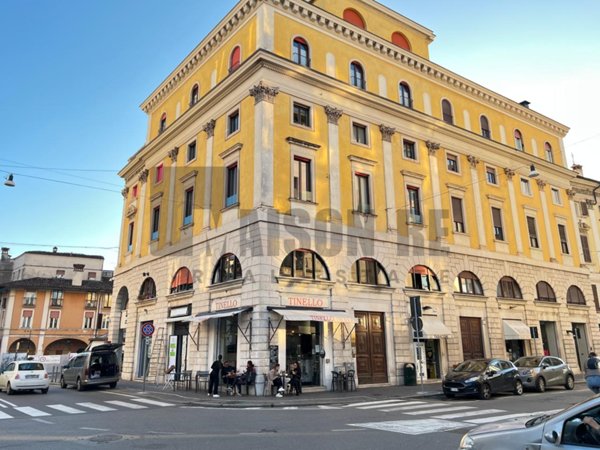 appartamento in vendita a Brescia in zona Centro Storico