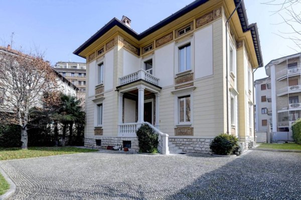 casa indipendente in vendita a Brescia in zona San Rocchino