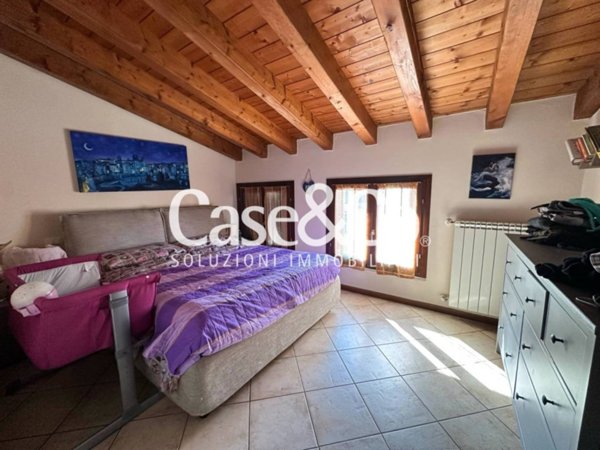 appartamento in vendita a Brescia in zona Urago/Mella