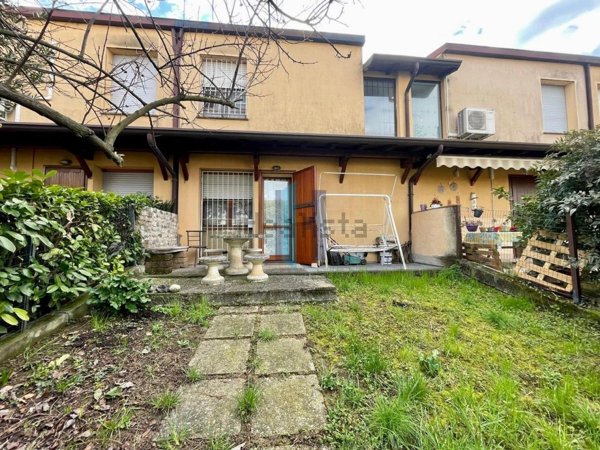 casa indipendente in vendita a Brescia in zona San Polo