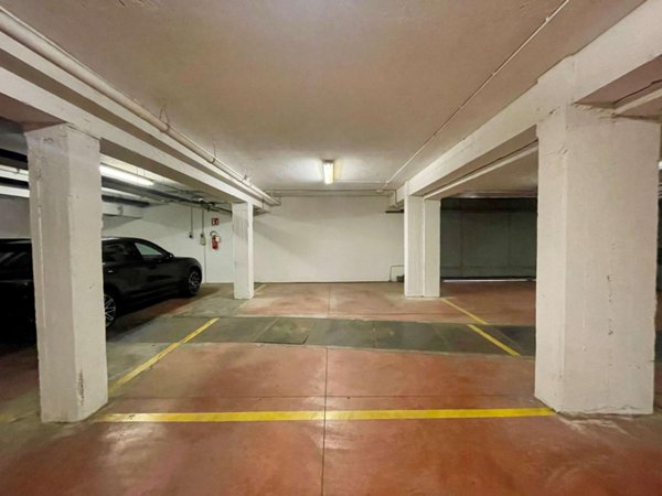 negozio in vendita a Brescia in zona Villaggio Sereno