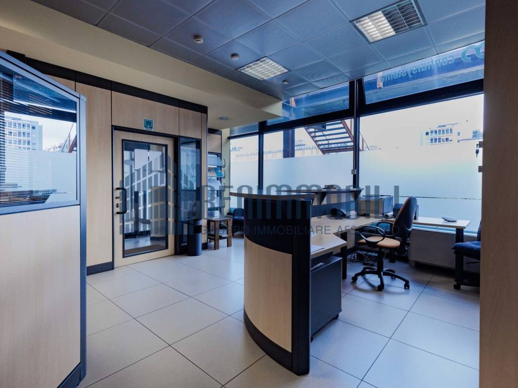 ufficio in vendita a Brescia in zona Volta