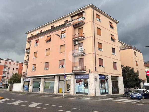 appartamento in vendita a Brescia in zona Porta Venezia