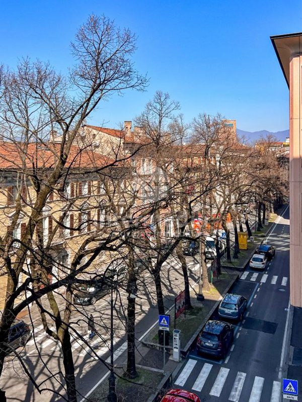 appartamento in vendita a Brescia in zona Centro Storico
