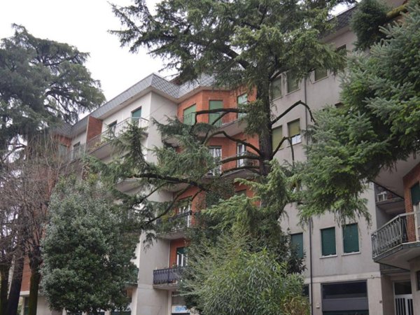 appartamento in vendita a Brescia in zona Quartiere Primo Maggio