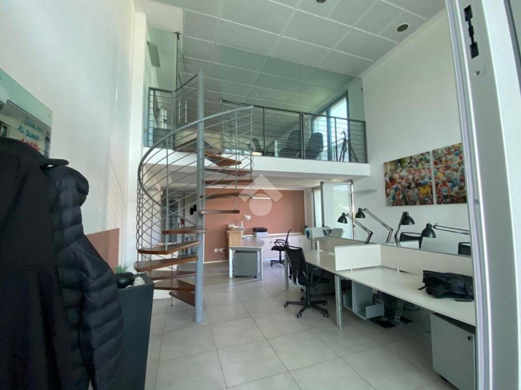 ufficio in vendita a Brescia