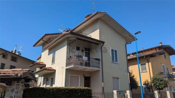 casa indipendente in vendita a Brescia in zona Chiusure