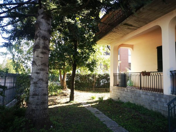 casa indipendente in vendita a Brescia in zona Urago/Mella