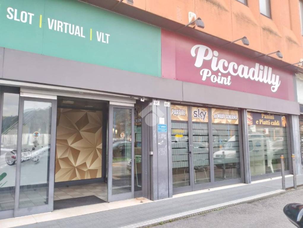 negozio in vendita a Brescia in zona Casazza