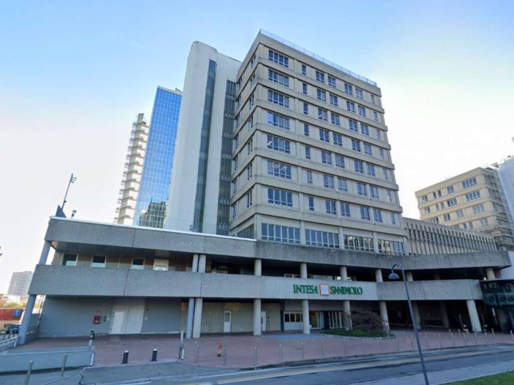 negozio in vendita a Brescia in zona Volta