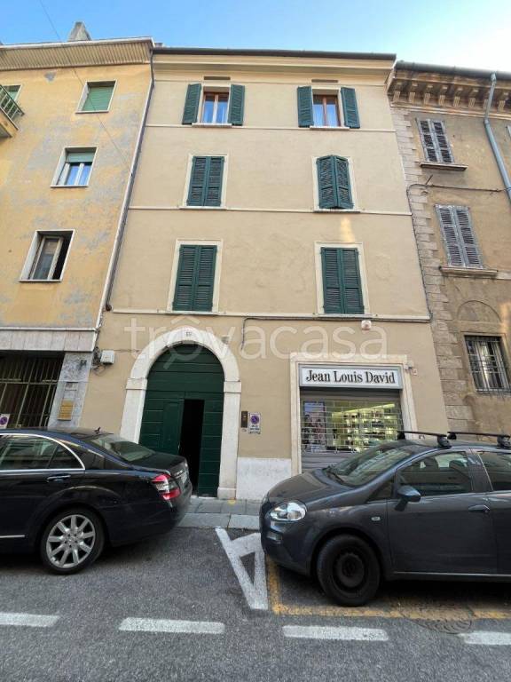 appartamento in vendita a Brescia in zona Centro Storico