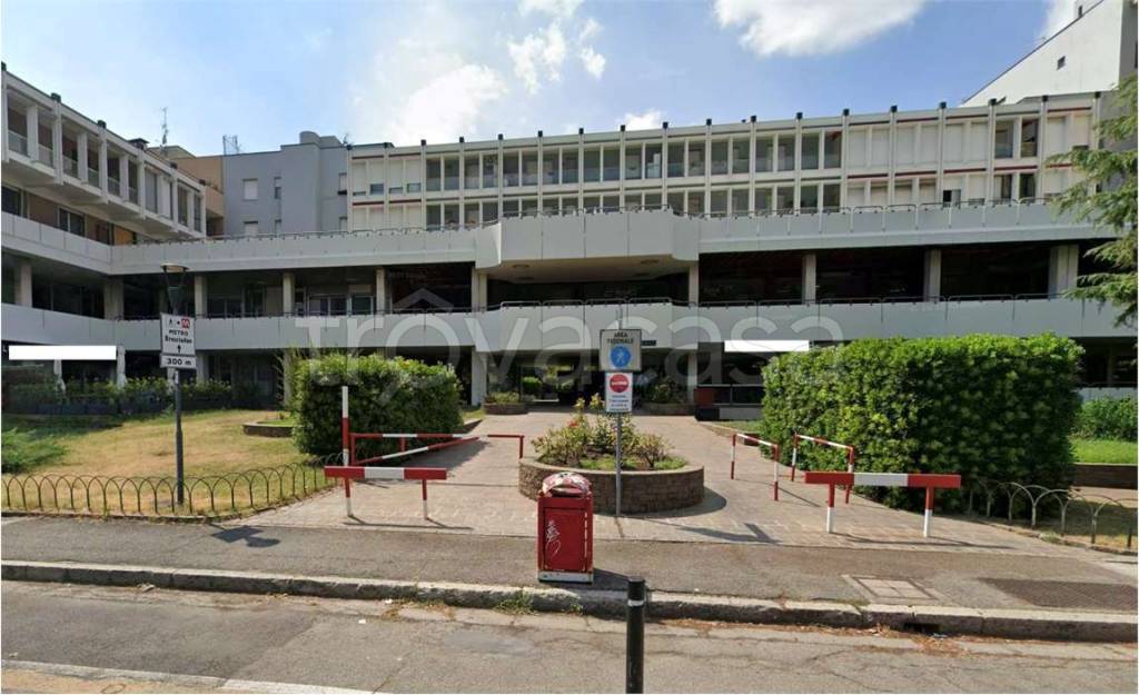 ufficio in vendita a Brescia in zona Chiusure