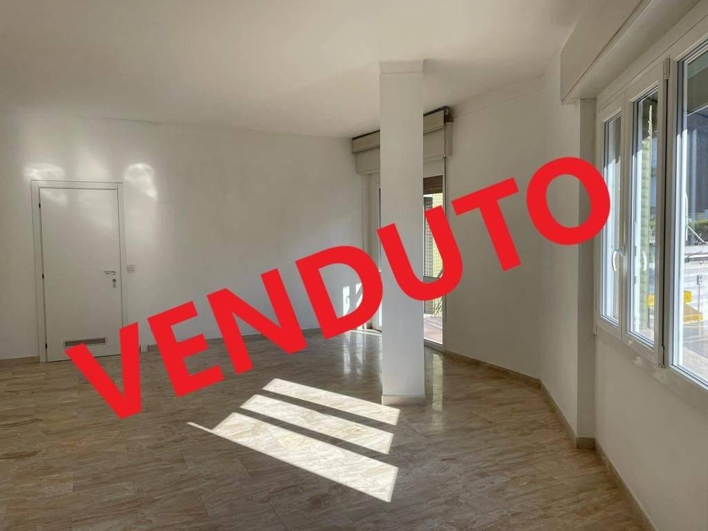 appartamento in vendita a Brescia in zona Crocifissa di Rosa