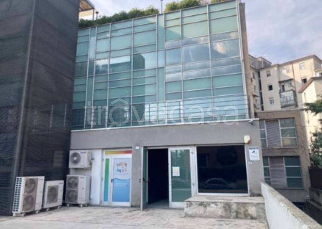 negozio in vendita a Brescia in zona Centro Storico
