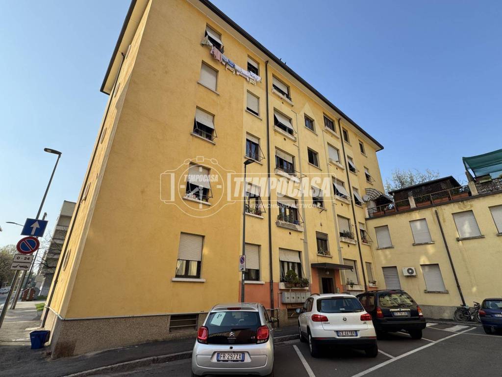 appartamento in vendita a Brescia in zona Lamarmora