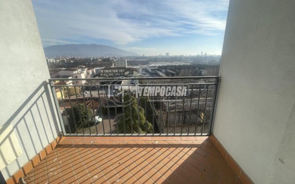 appartamento in vendita a Brescia in zona Quartiere Primo Maggio