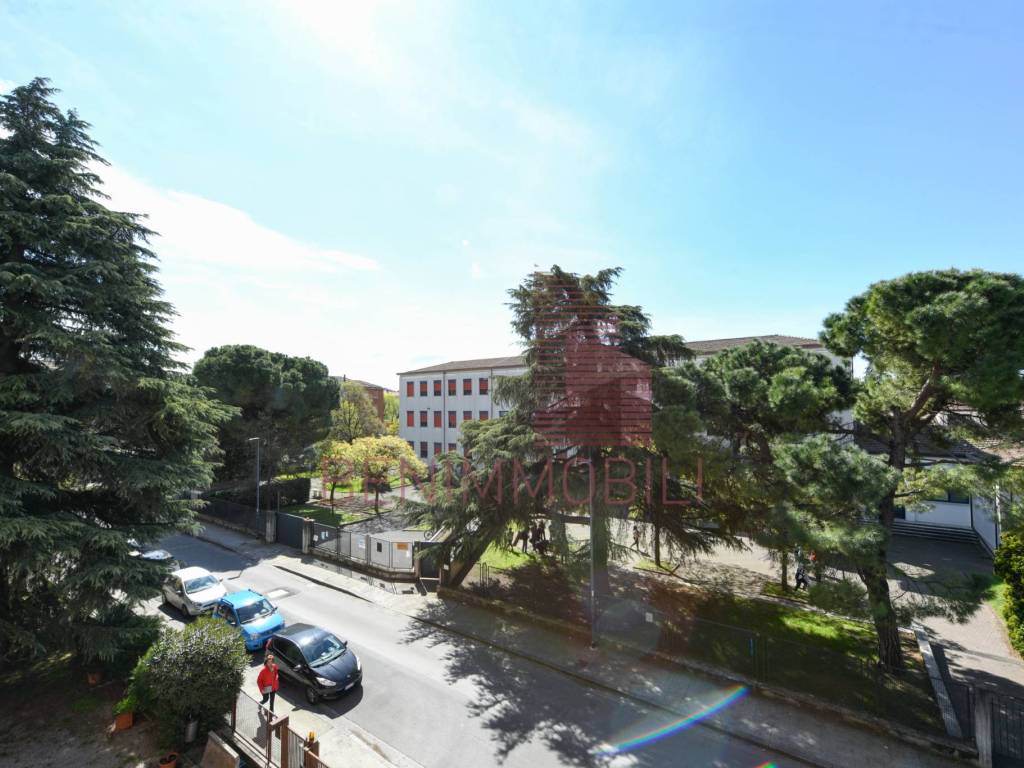 appartamento in vendita a Brescia in zona Lamarmora